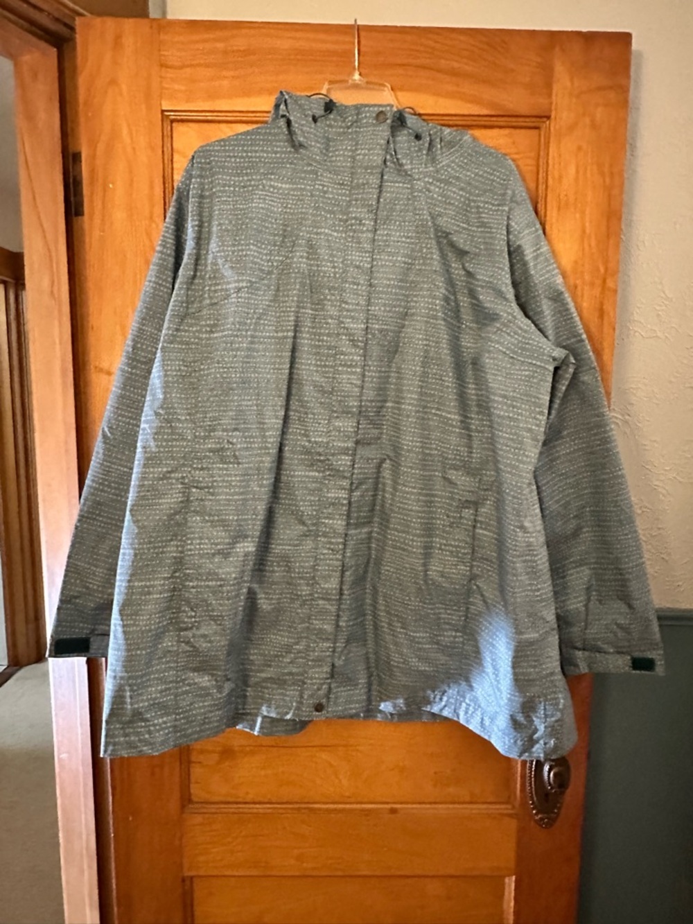 Columbia Blue Patterned Omni-Tech Jacket